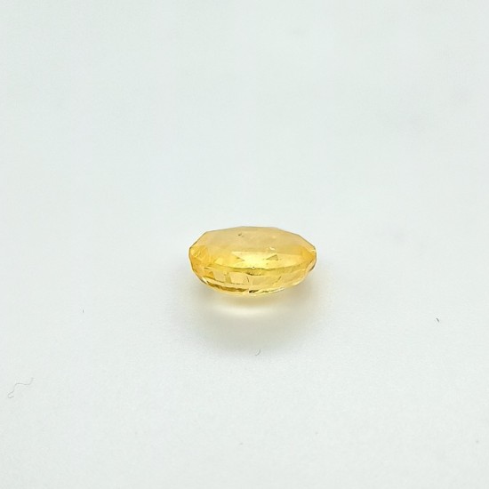 Yellow Sapphire (Pukhraj) 3.03 Ct Good quality